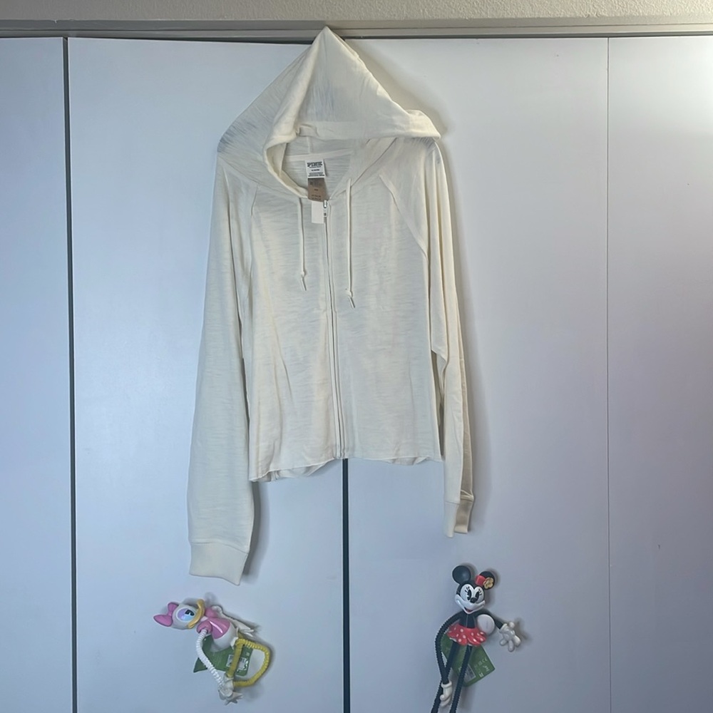 Sweater - Picture 2 of 8